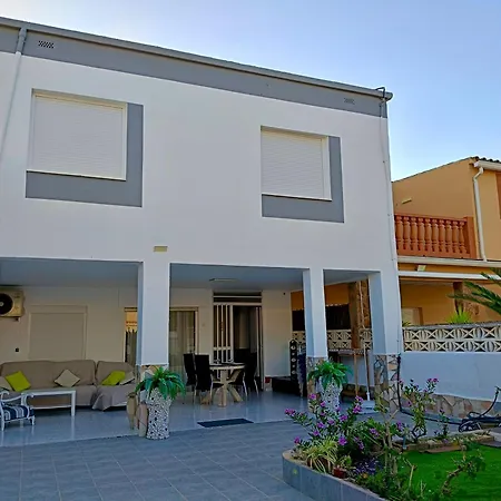 Bella Luna Denia Oliva